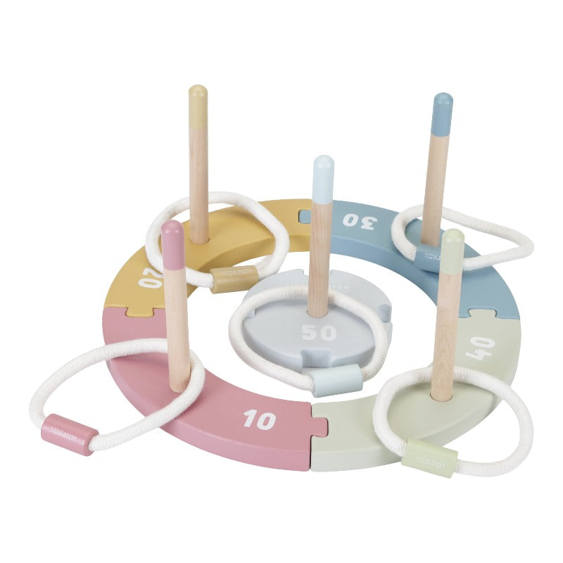 Jeu de lancer d'anneaux