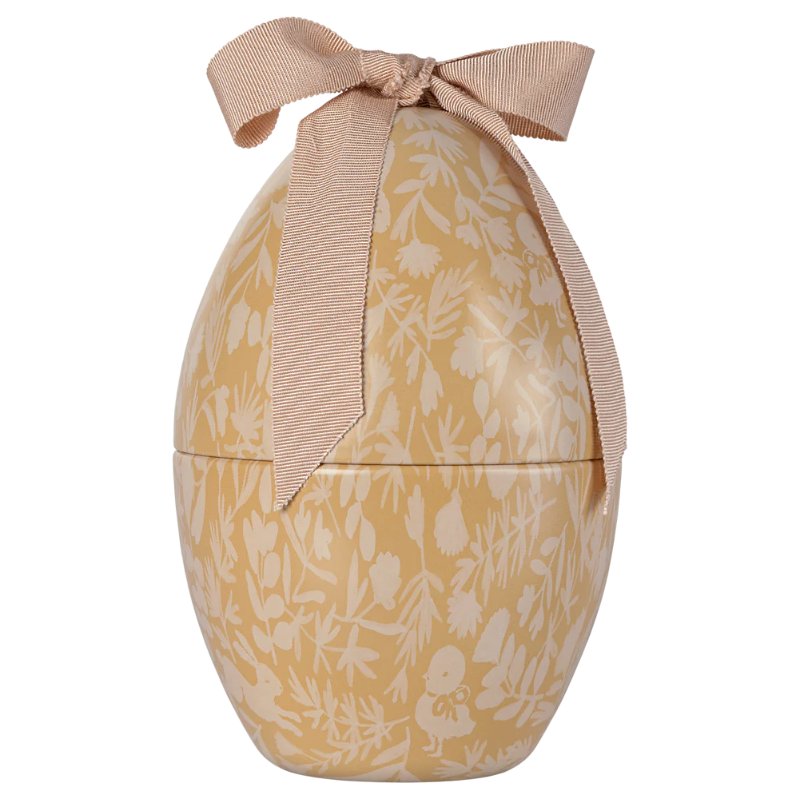 Œuf de Pâques avec lapin Bunny