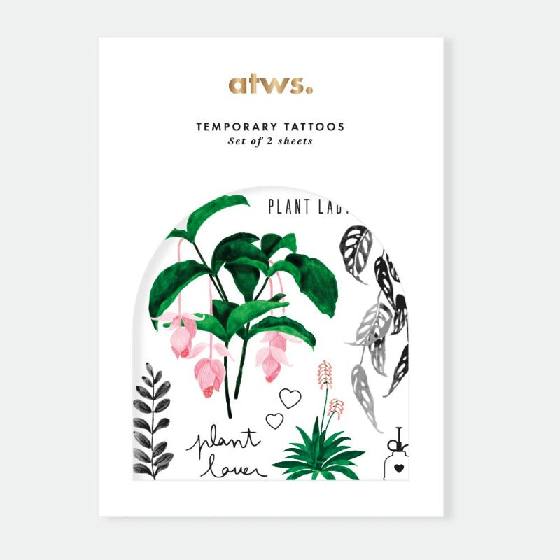 Envie de sublimer votre corps. Découvrez ces Tattoos éphémères à base d'encre végétale. Ensemble de 2 feuilles identiques sur le thème végétal. Avec humour et style, la marque All The Ways To Say arbore un design unique et décalé, toujours très coloré.