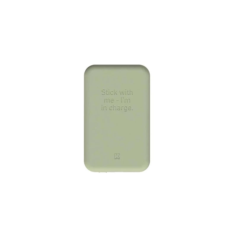 Avec le toCHARGE Qi, un téléphone déchargé ne sera plus jamais un problème pour VOUS ! Vous pouvez profiter de la commodité de la recharge sans fil. Facile à emporter, compact s'adaptant à la forme de votre téléphone, et en plus agréable au toucher. toCHARGE Qi peut recharger tous les téléphones qui prennent en charge la recharge sans fil.