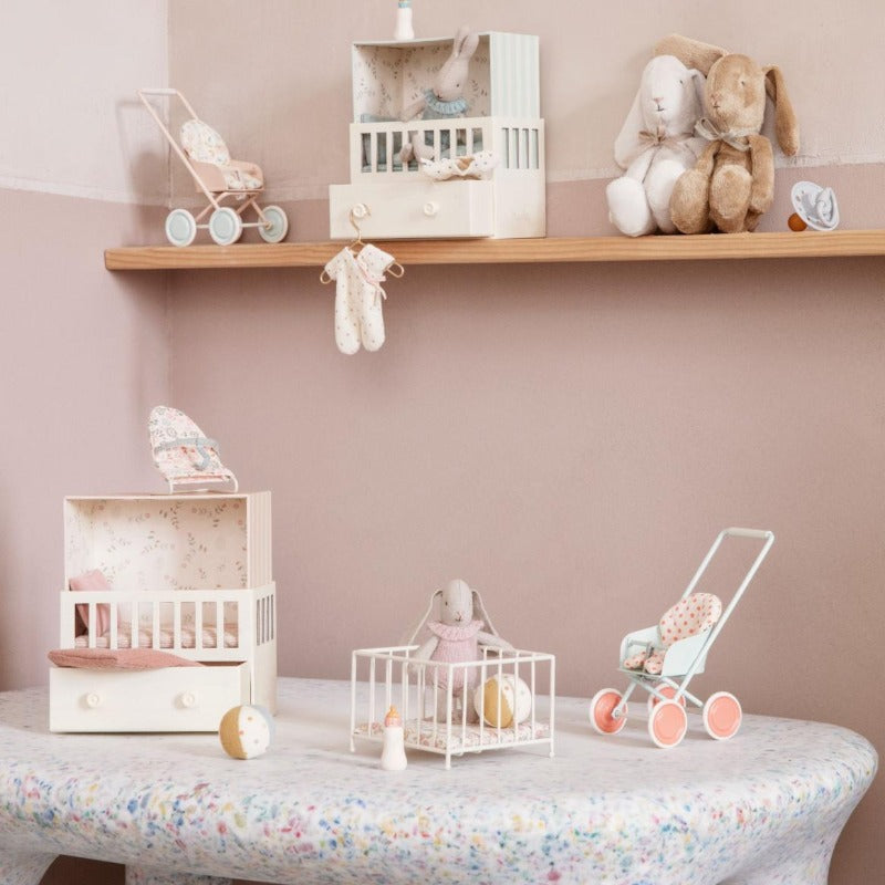 Chambre bébé - Petit Lapin bleu