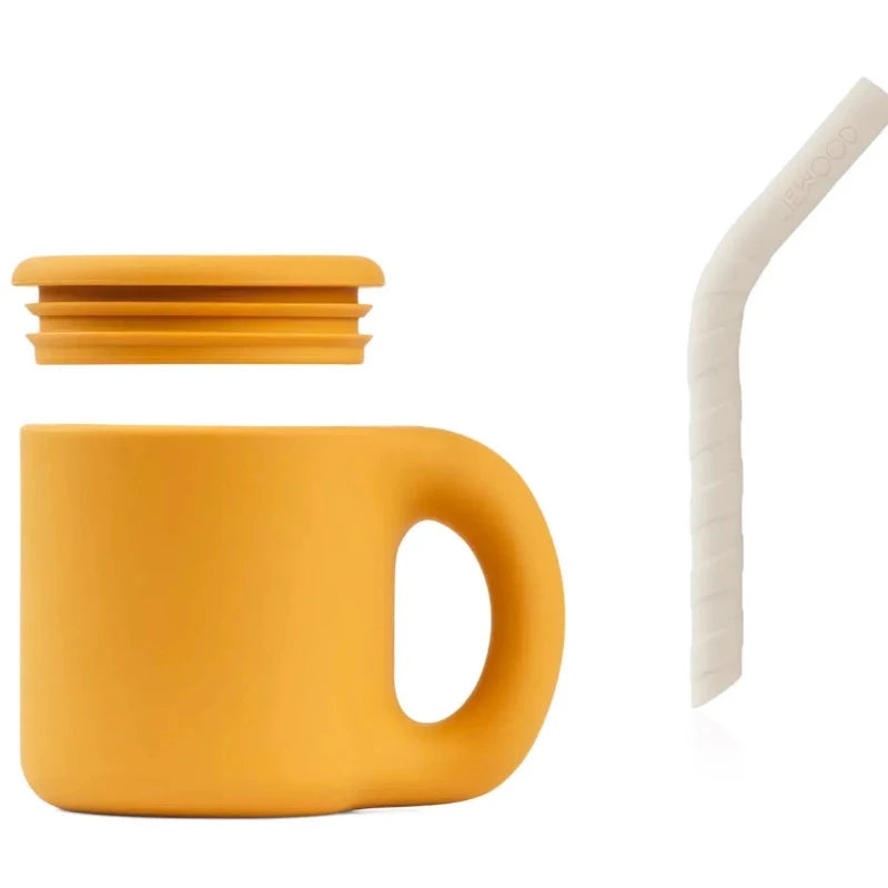 Gobelet avec une paille - Jenna