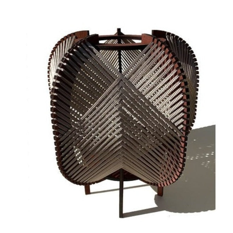 Lampe tissée à poser de l'Atelier Mathilde Louise. Modèle Alta en bois teinté teck et tissage gris.