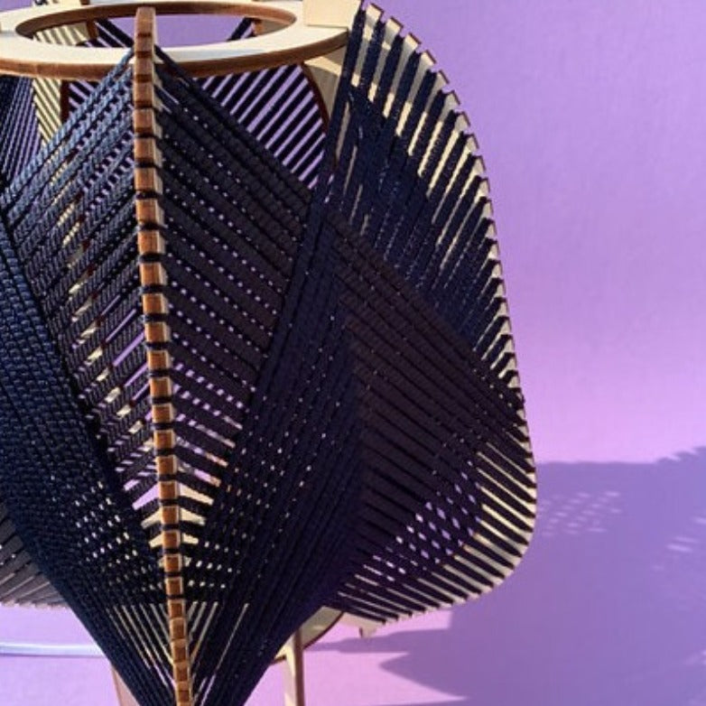 Lampe à poser tissée à la main - Alta