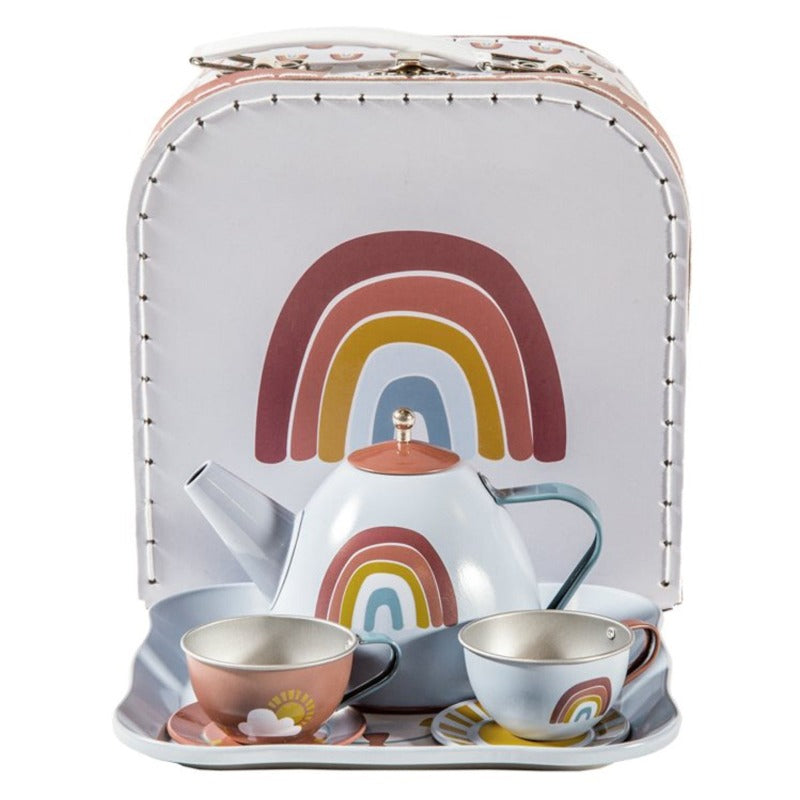 Charmant service à Thé en métal de Little Dutch : Thé Glacé ou Thé Parfumé ? Découvrez ce magnifique service à thé complet, parfait pour partir en pique-nique et déguster son thé à l'ombre d'un arbre en fleurs. L'ensemble se compose de 2 tasses à thé, de 2 soucoupes, d'un plateau, une valise et d'une théière avec couvercle. Pour les enfants et les grands à partir de 3 ans.