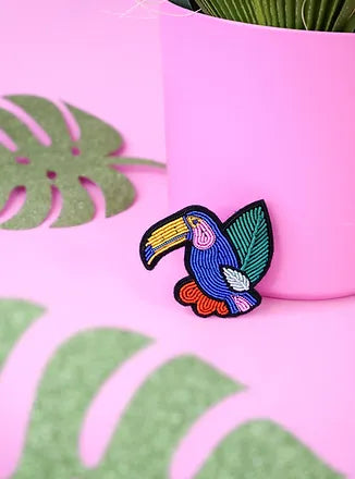 Broche brodée - toucan