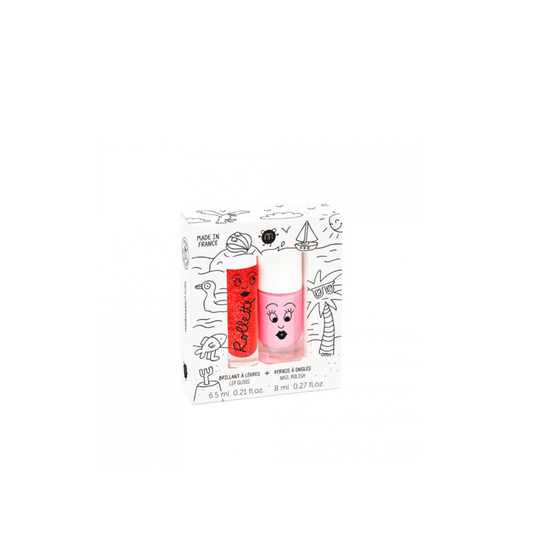 Le duo romanti-cool des beauty fans en herbe : vernis rose Cookie et brillant à lèvres parfum fraise, de quoi se pomponner à gogo !