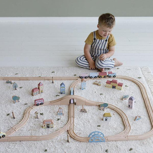 Chaque jouet Little Dutch est pensé et crée pour accompagner votre enfant dans chaque étape de son développement moteur et imaginaire